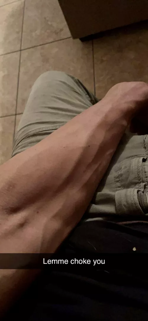 Anyone need a new choker?👀