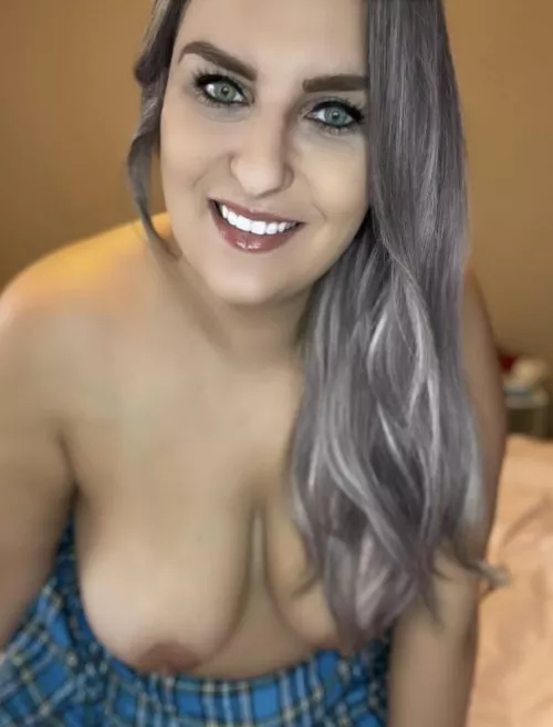 Anyone order a milf for Christmas?