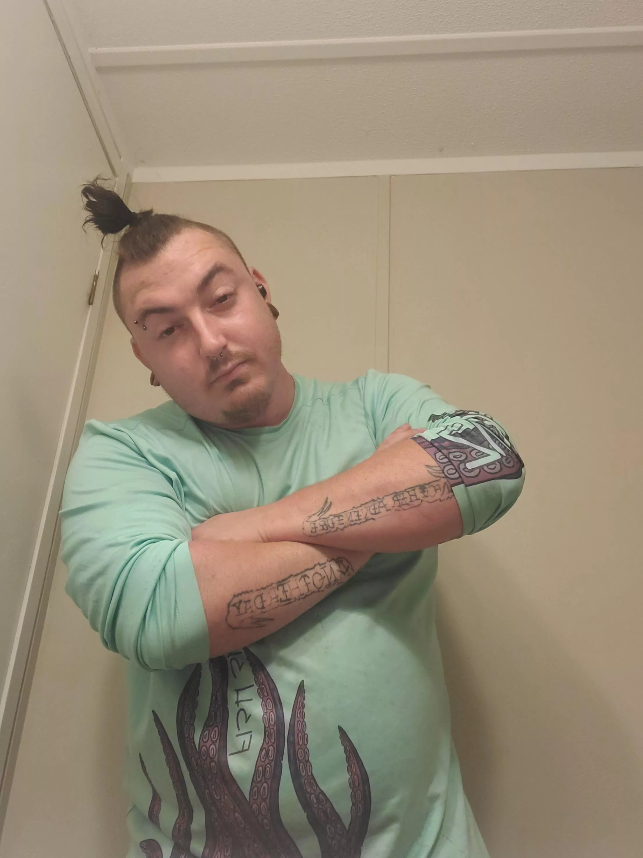 Anyone play league? Anyone play league?