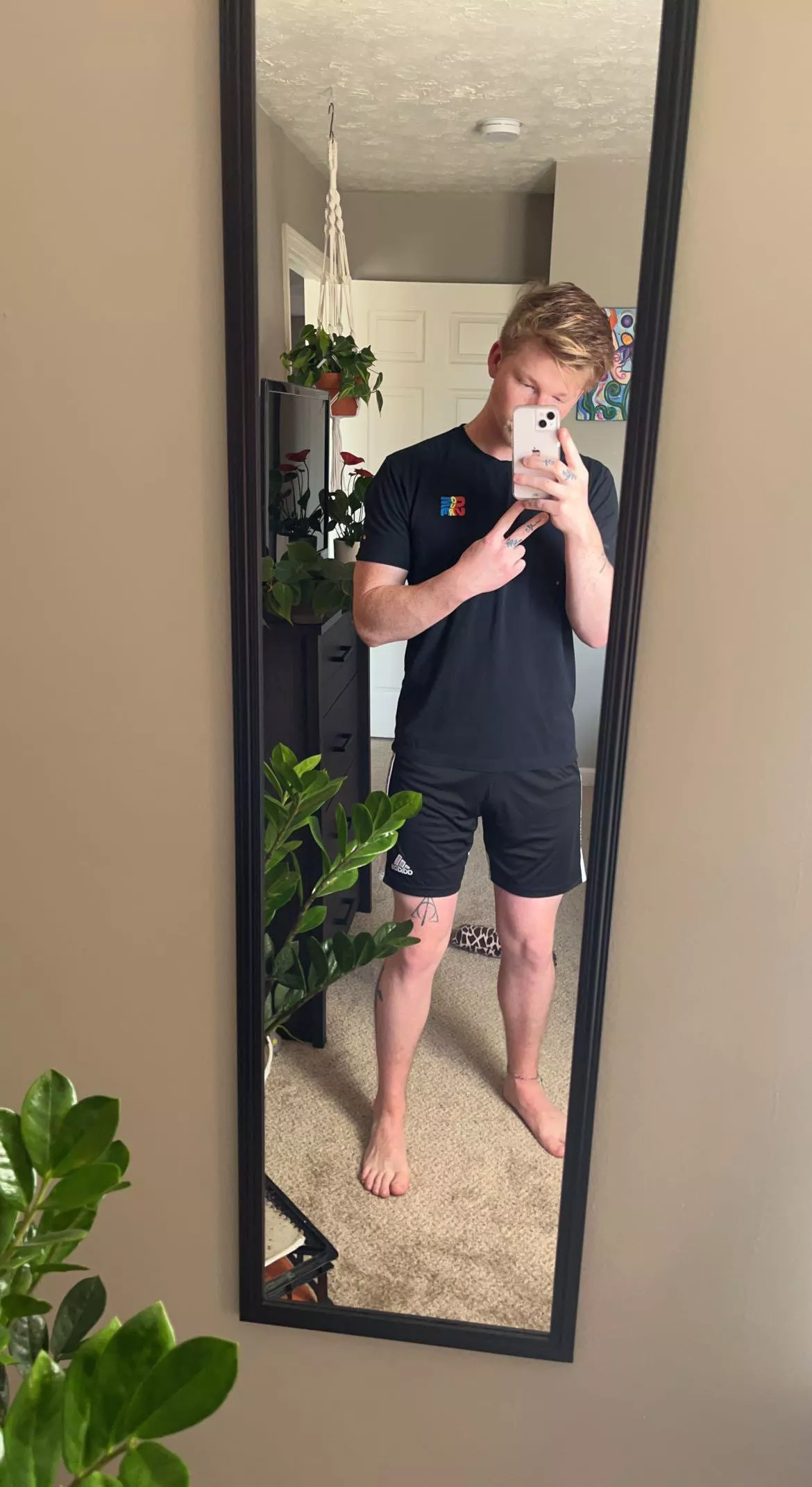 Anyone play PS4 or switch games?