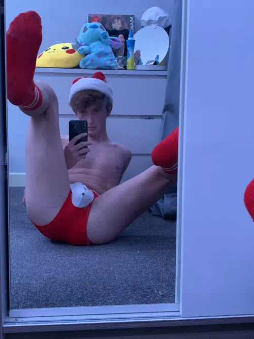 Anyone wanna destroy this college boyโs smooth hole in his soccer socks?