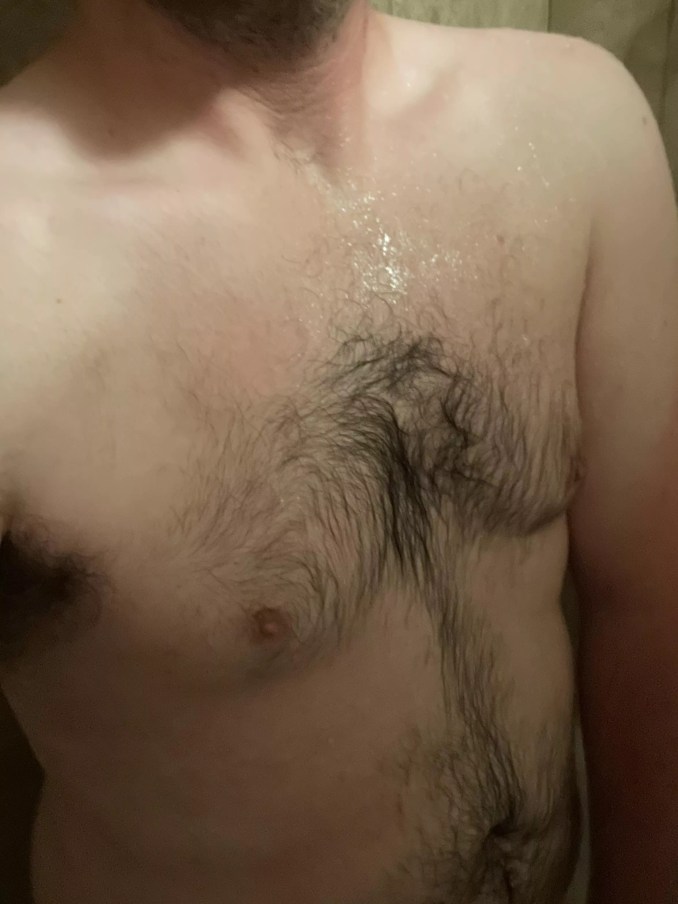 Anyone wanna give me a hand in the shower? Anyone wanna give me a hand in the shower?