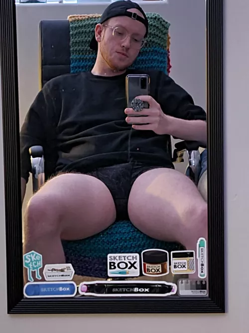 Anyone wanna hang out?