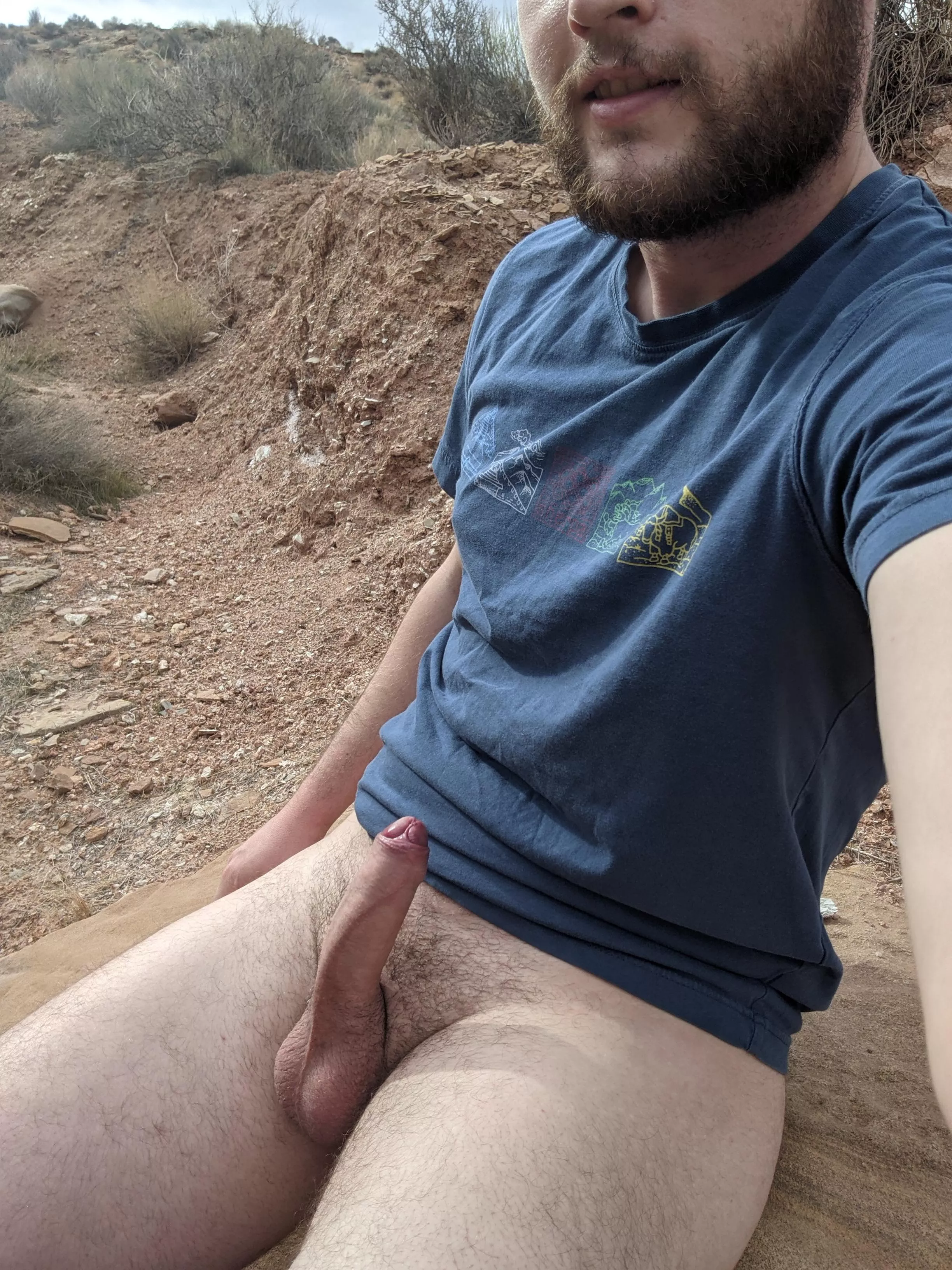 Anyone wanna hike? Anyone wanna hike?
