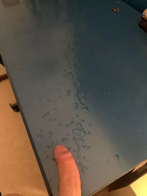 Anyone wanna replace the desk?