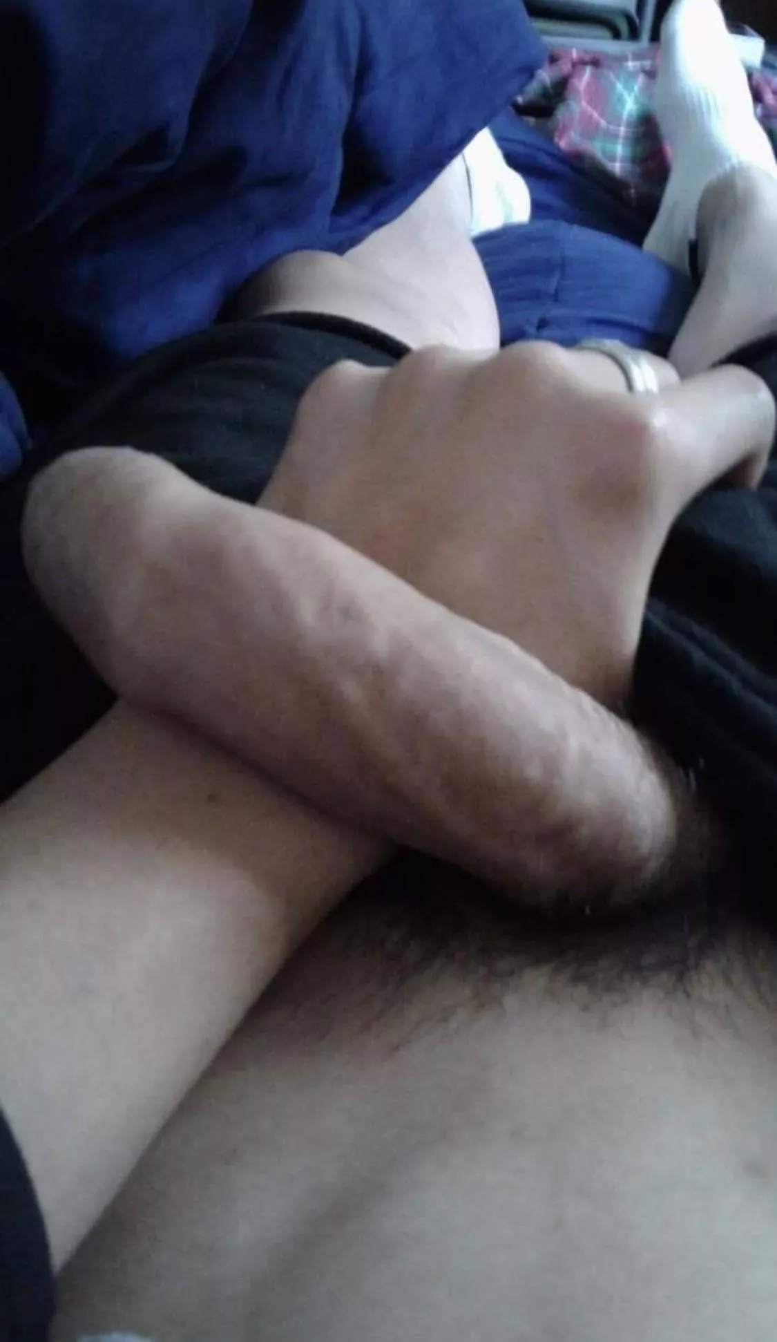 Anyone wanna see me peel it back? Anyone wanna see me peel it back?