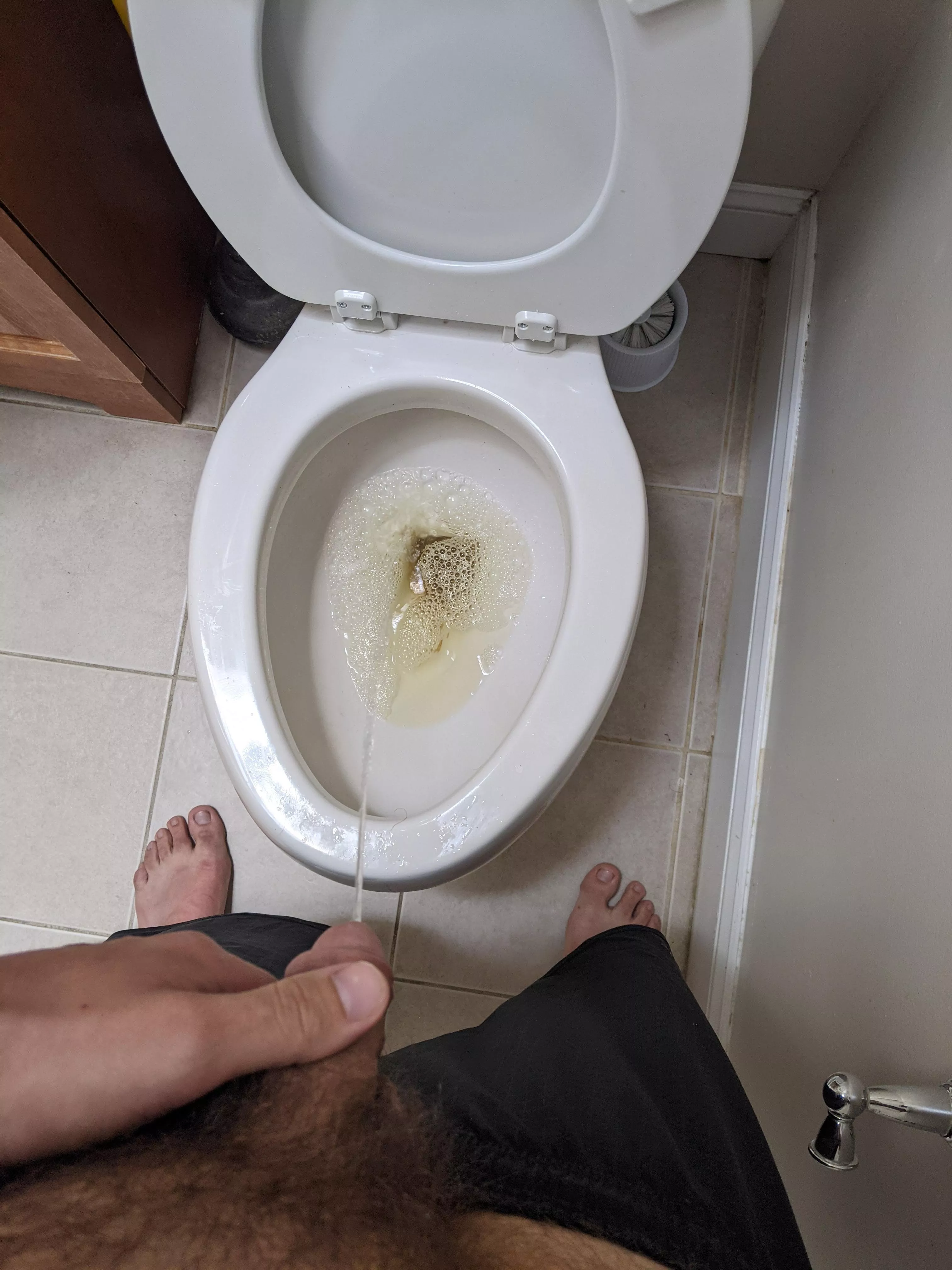 Anyone wanna shake it dry? Anyone wanna shake it dry?
