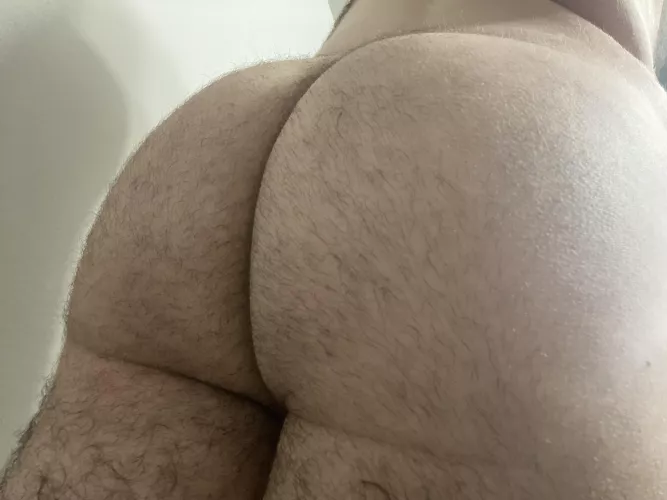 Anyone wanna shower with me?ππ