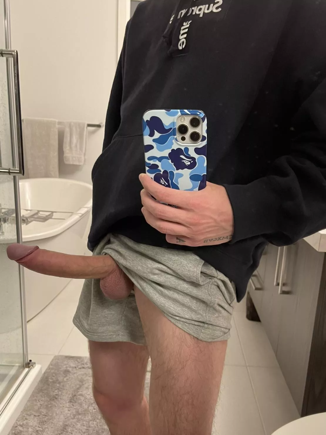 Anyone wanna suck? Anyone wanna suck?