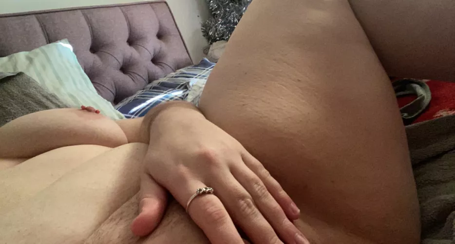 Anyone wanna watch me play?? You know what to do, OF link in my profile :)