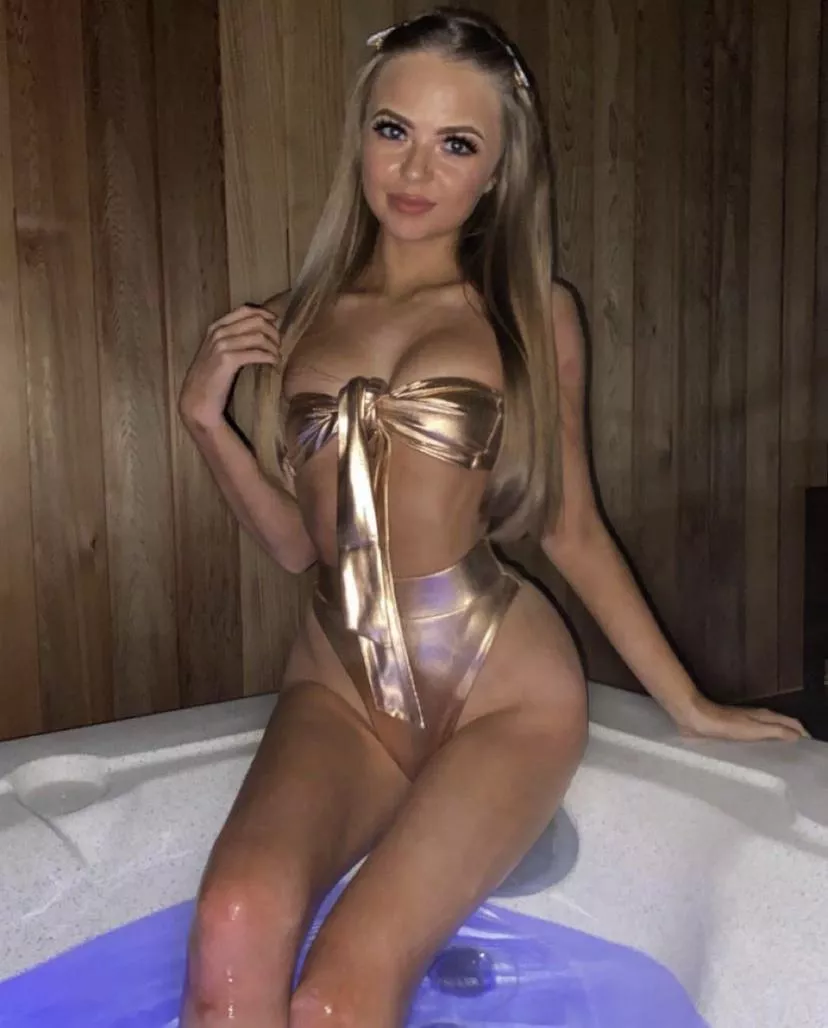 anyone want to cum trib her right now? dm for kik anyone want to cum trib her right now? dm for kik