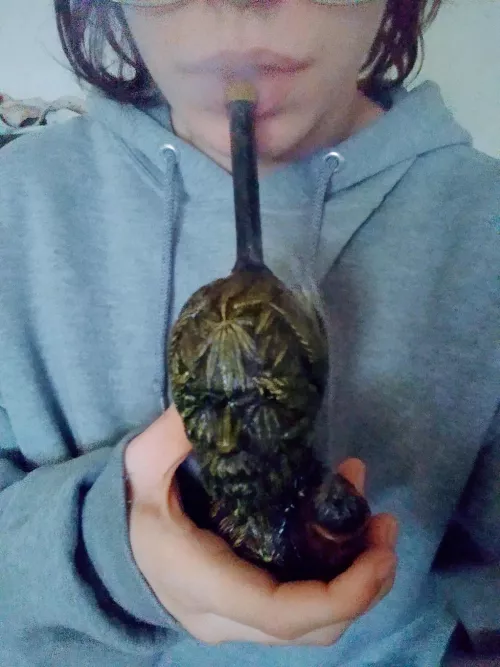 Anyone want to join me and the Canna-Mummy??