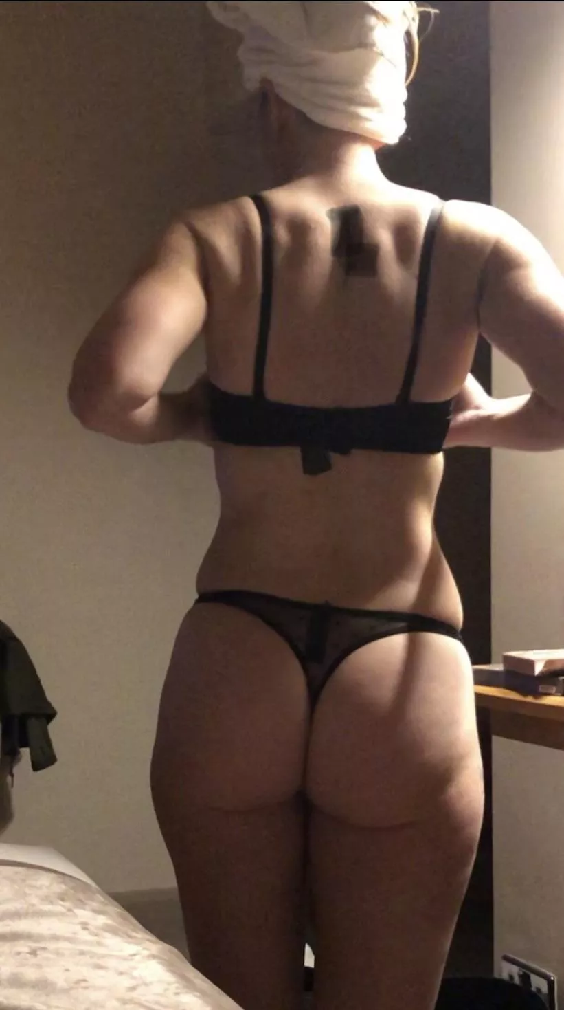Anyone want to swap wifes for a night? nudes wifepictrading NUDE-PICS  pic