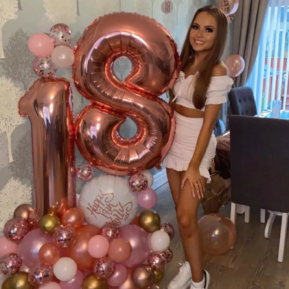 anyone want to trib her? 😈 will feed until you bust 💦