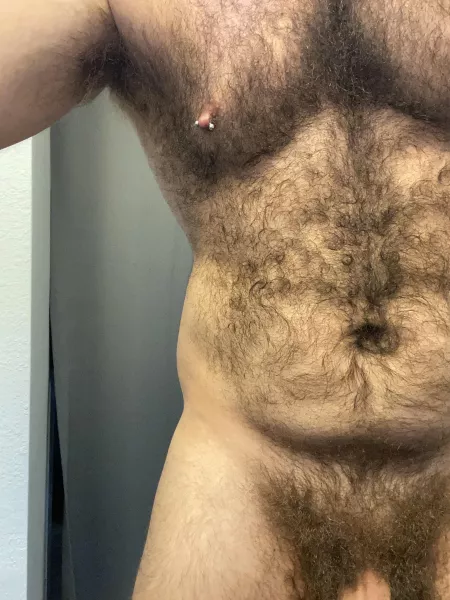 Anyone wanting to give some fur rubs π