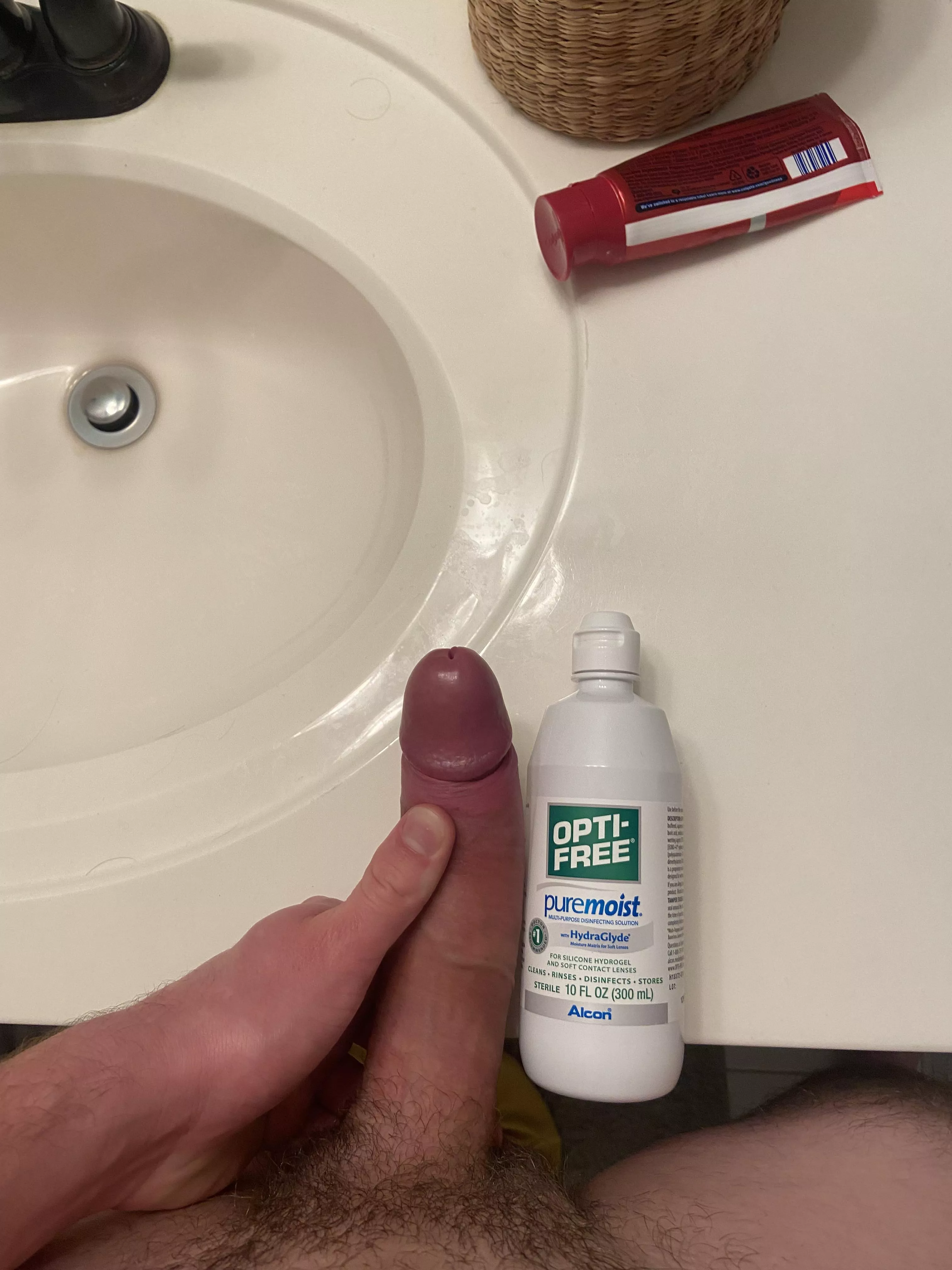 Anyone wear contact lenses? Anyone wear contact lenses?