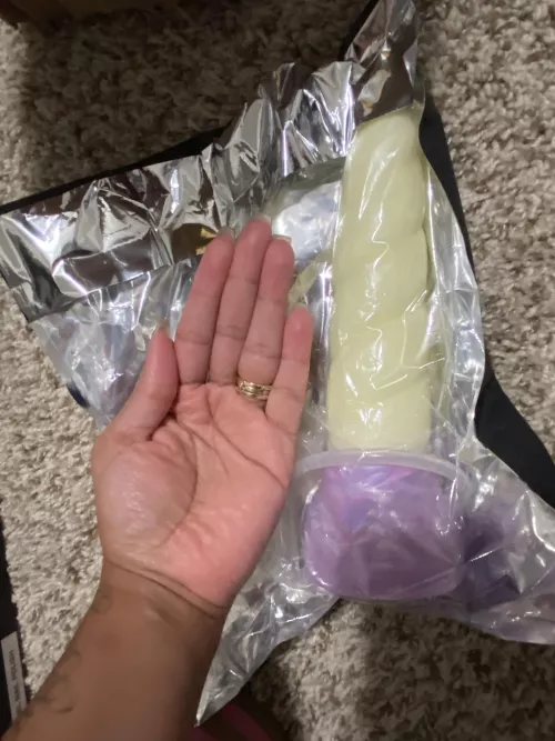 Apparently I didn’t read the fine print and this is small…. How big is XL then (O . O)