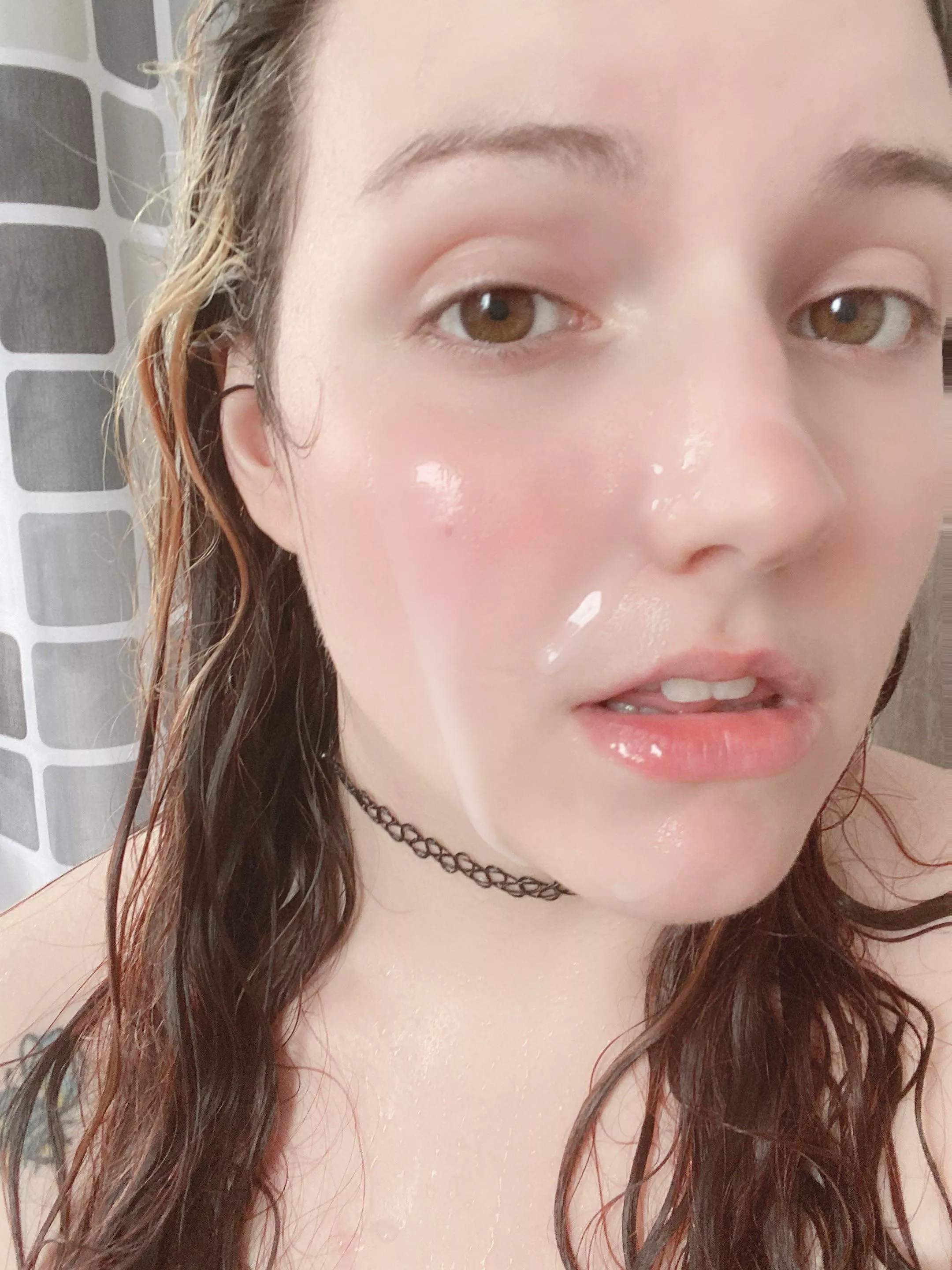 Apparently I look better covered in cum ๐ Apparently I look better covered in cum ๐