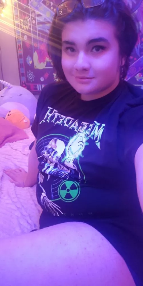 are chubby bois accepted here?🥺