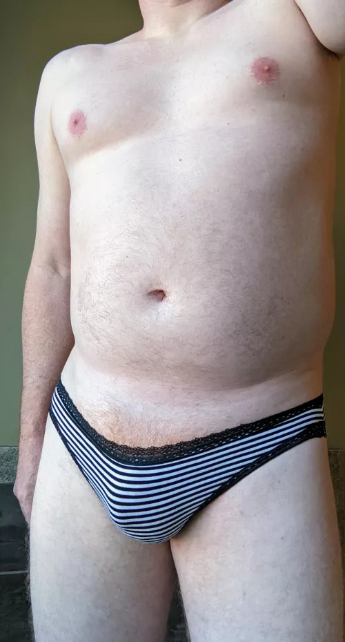 Are dad bods in panties are sexy?