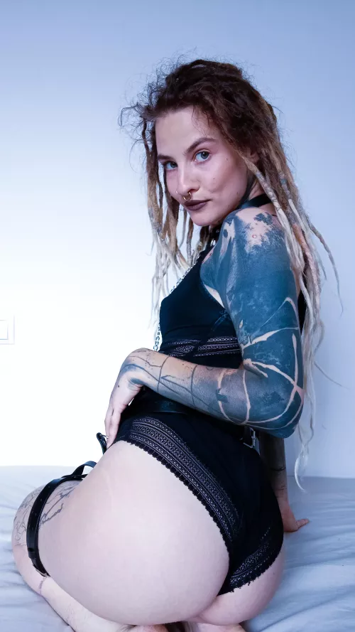 💙are inked chicks allowed here?💙