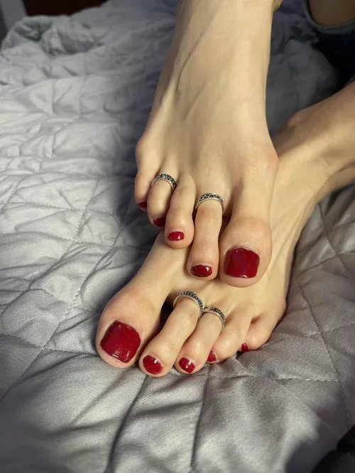 Are my toes longer than your dick? 😏