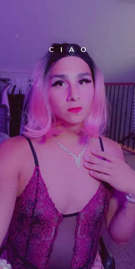 Are there any other boys who like to dress up like a girl and just hang out, or is it just me? ðĪŠ