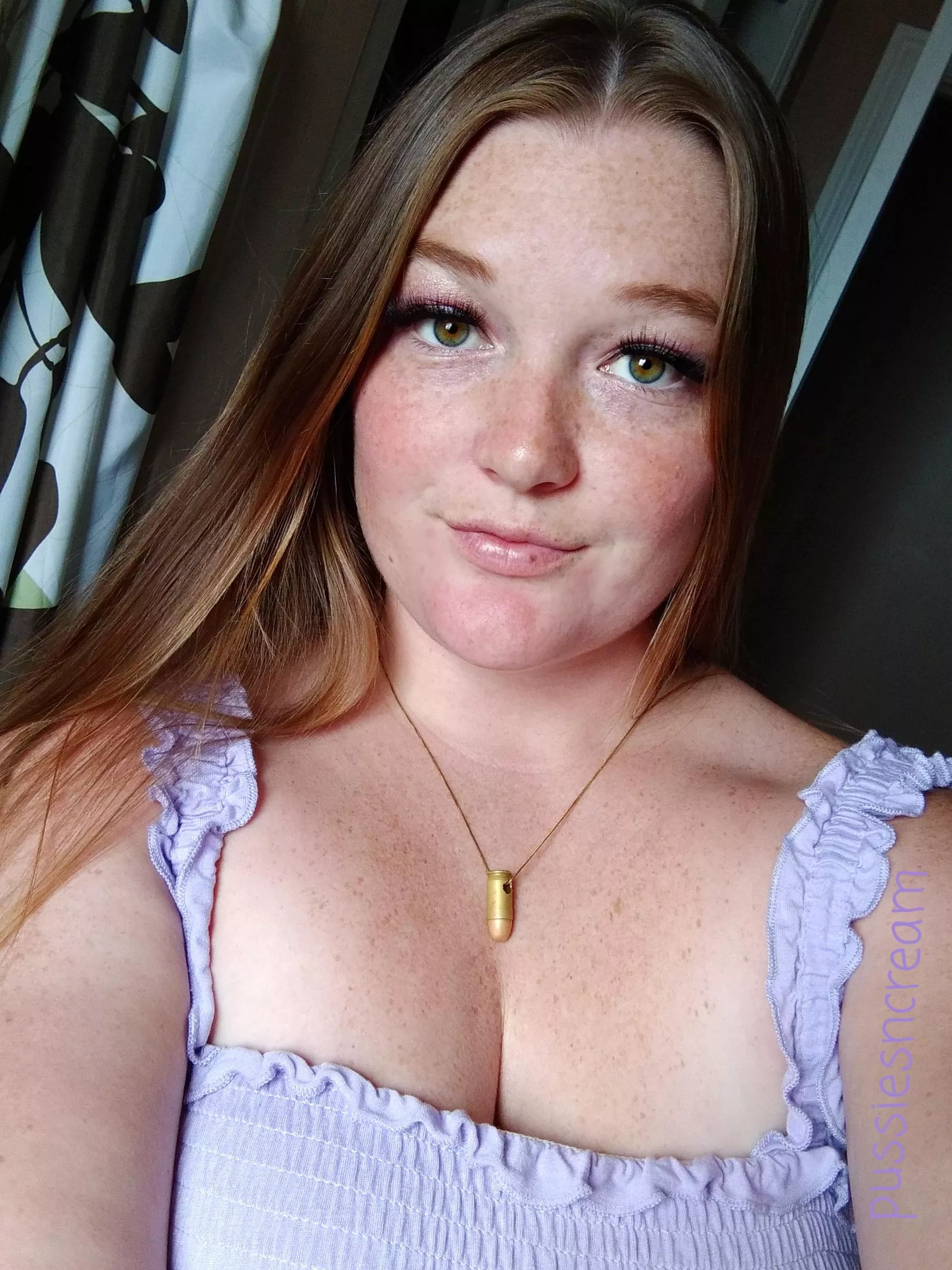 Are you a fan of green eyes??