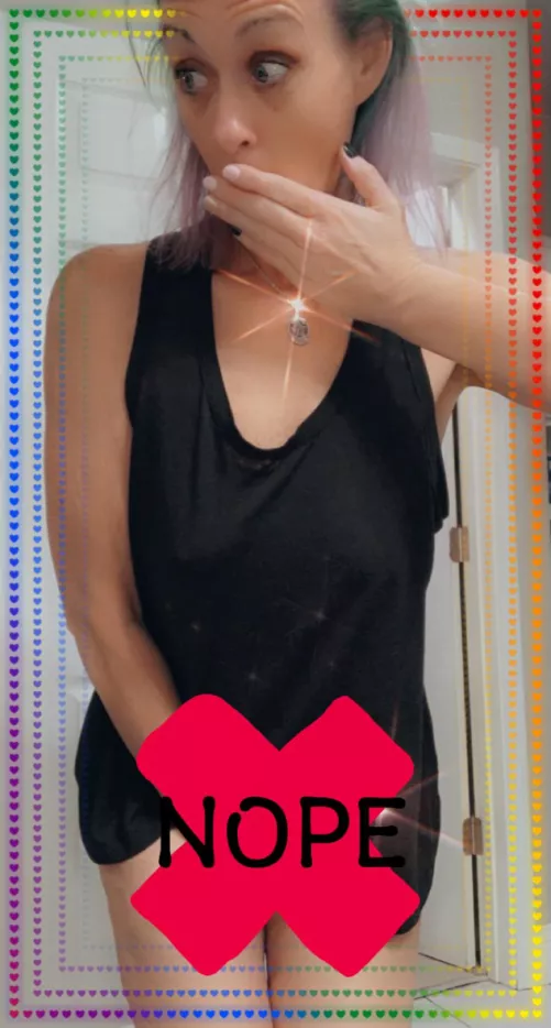 Are you kidding me with that! Put that pathetic 🐛 back in your panties. Gentle[domme] DM for your chance