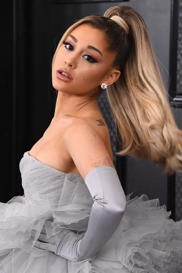 Ariana grande is the ultimate sissy inspiration for me :3 makes me so weak and jealous hehe! Let's chat and share:3 Ariana grande is the ultimate sissy inspiration for me :3 makes me so weak and jealous hehe! Let's chat and share:3