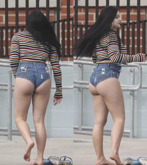 Ariel Winter needs to be spanked for a couple of hours! Ariel Winter needs to be spanked for a couple of hours!