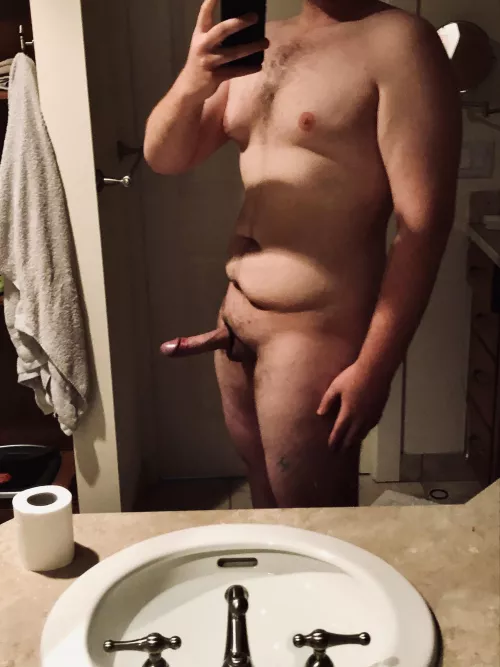 Ashamed of my body, but I am finally starting to see the gym pay-off