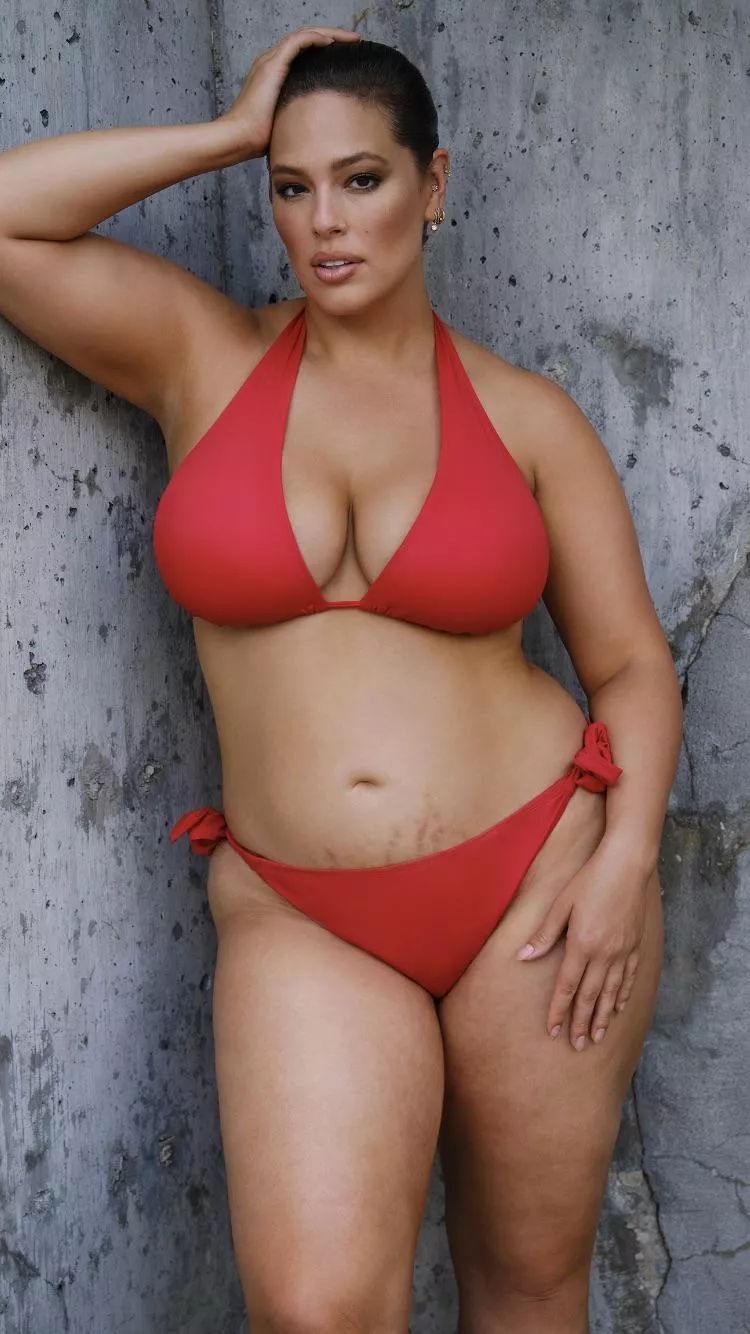 Ashley Graham Ever Been Nude