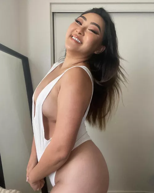 Asian girls have the sweetest juice 😉