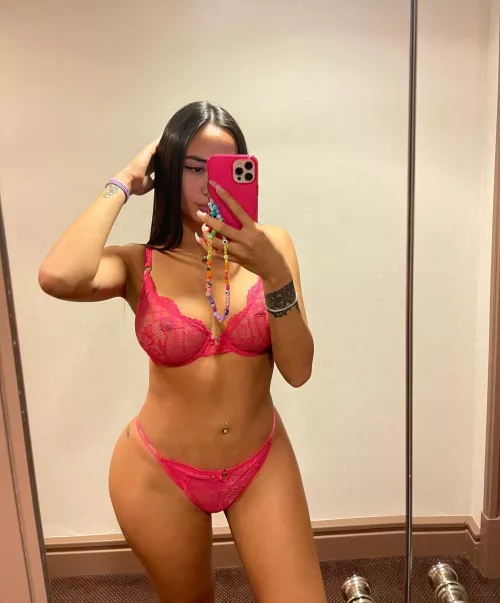 Asian in pink 💗