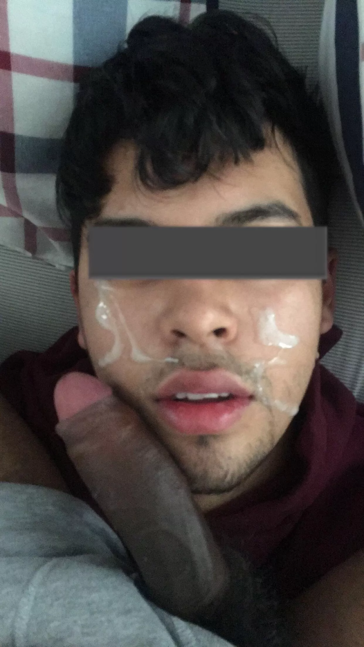 Asked my boyfriend for a morning facial 😈🥴