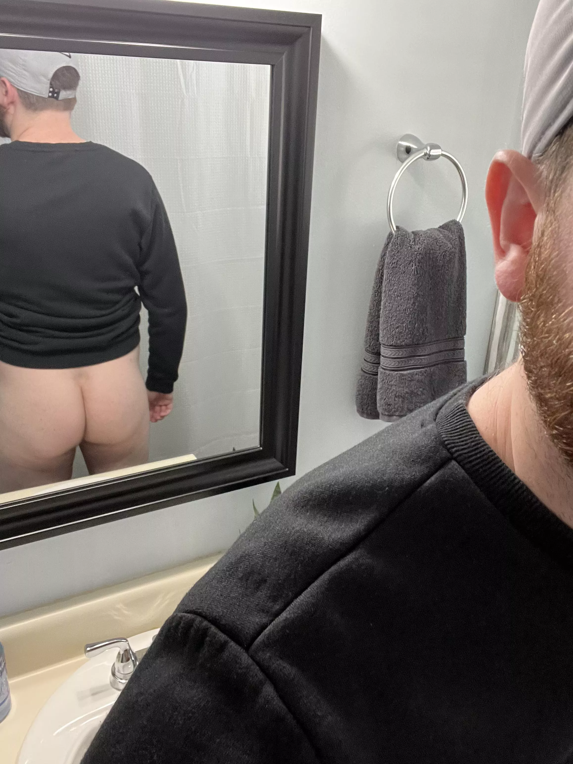 Ass in the mirror Ass in the mirror