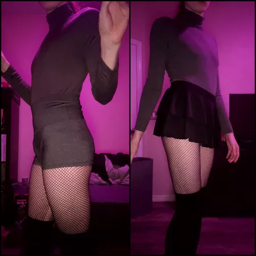 Ass might be non exsistent but atleast skirts look good?