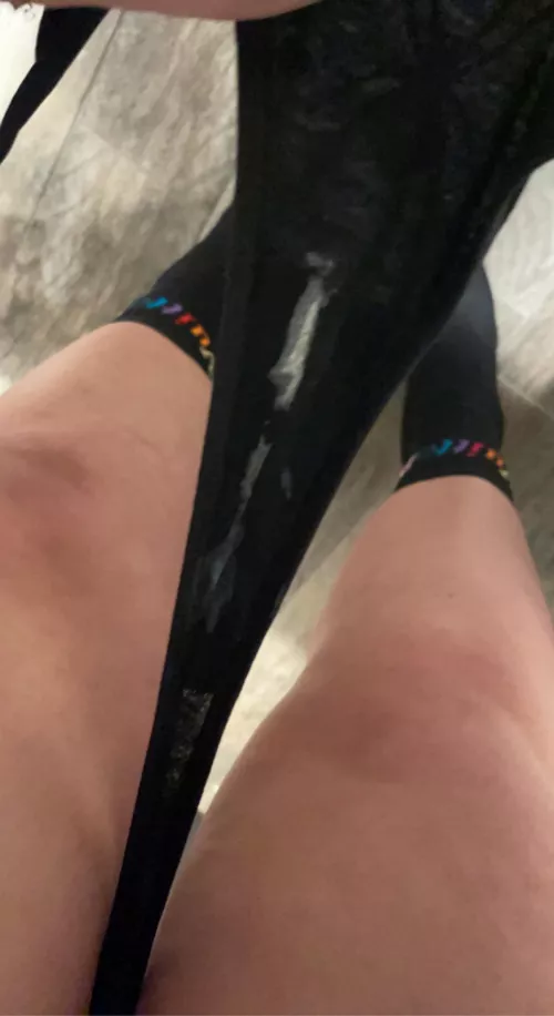 At a party and feeling slutty… 😈😈😈 coupled drinks in lol