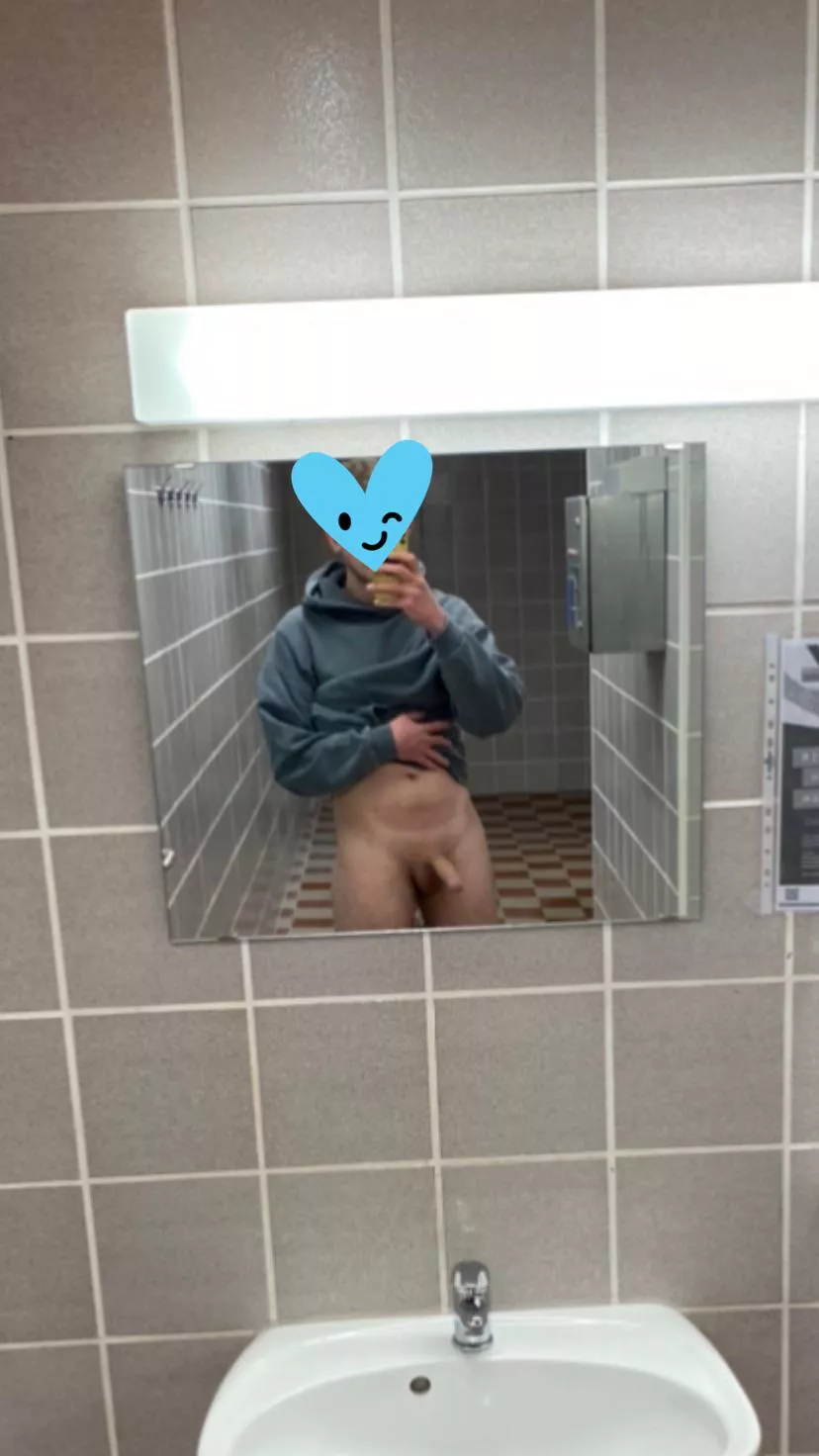 At the school sport locker room ⚽️