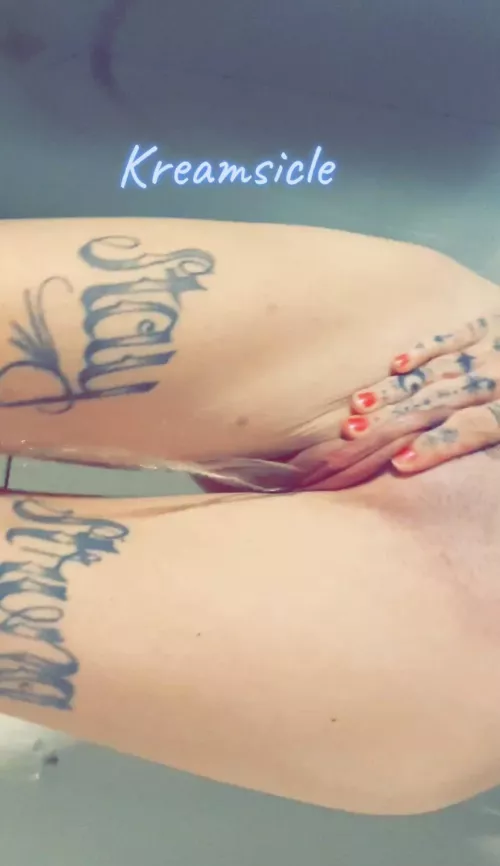 Ate sooo much pineapple last night 😉