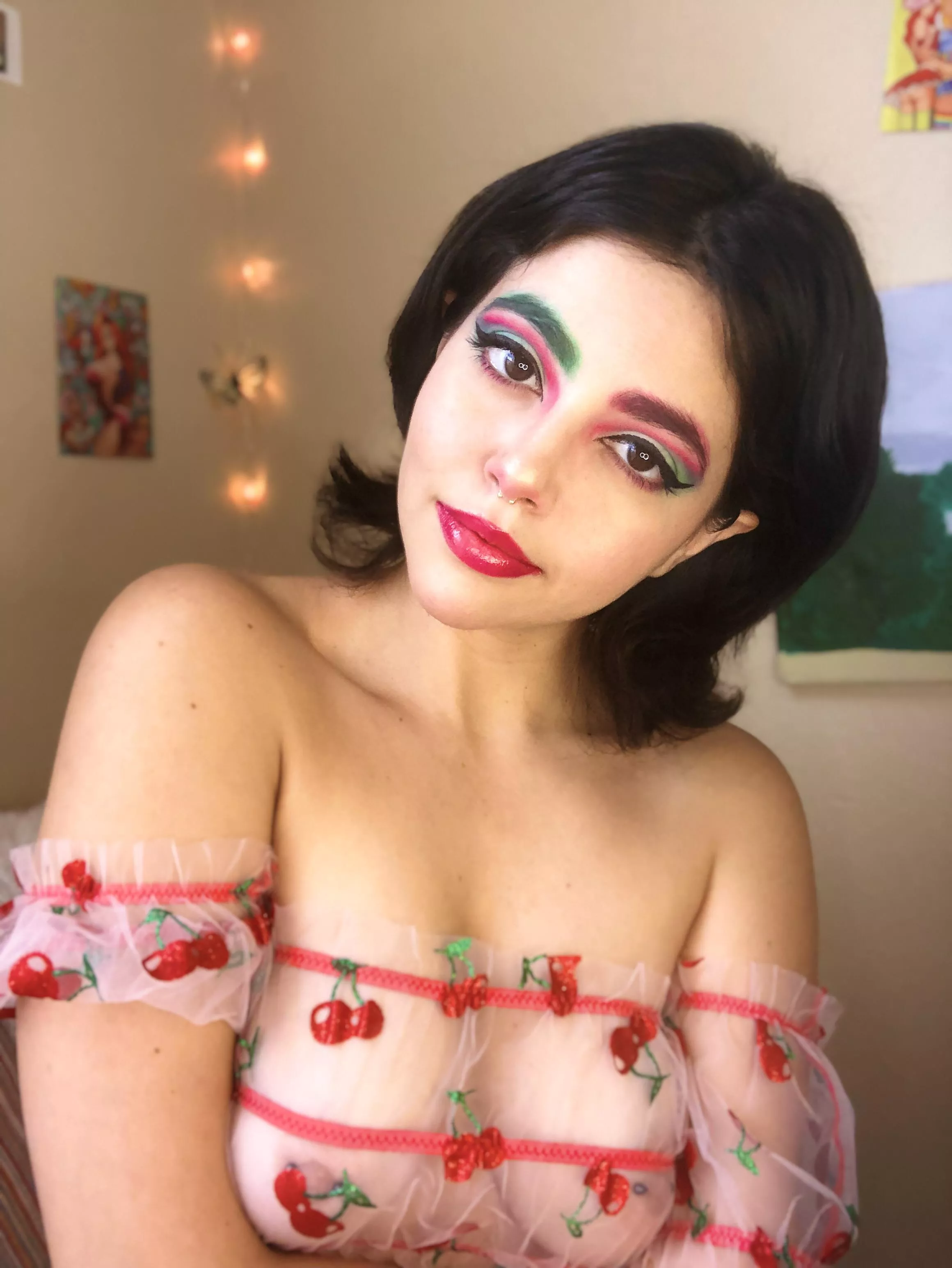 Attempt #1435 at makeup. Attempt #1435 at makeup.