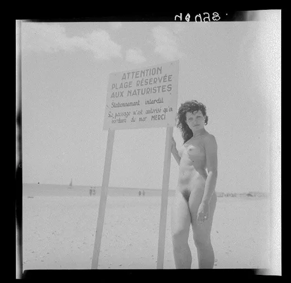 Attention: Beach reserved to naturists. No parking. Passage authorized on the shore only. Thanks. (Supposedly Cap d'Agde in the 1970s) Attention: Beach reserved to naturists. No parking. Passage authorized on the shore only. Thanks. (Supposedly Cap d'Agde in the 1970s)