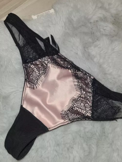 Available to all my pussy lovers π