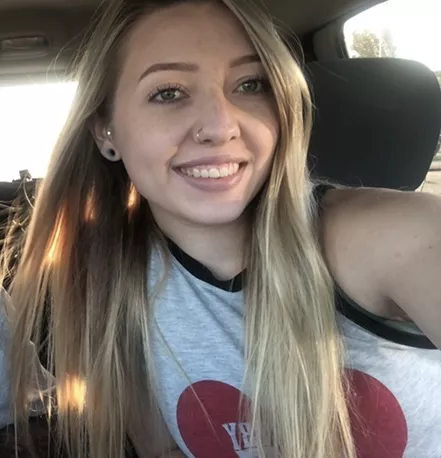 Average Mom of 2 ❤️ Hot or Not?