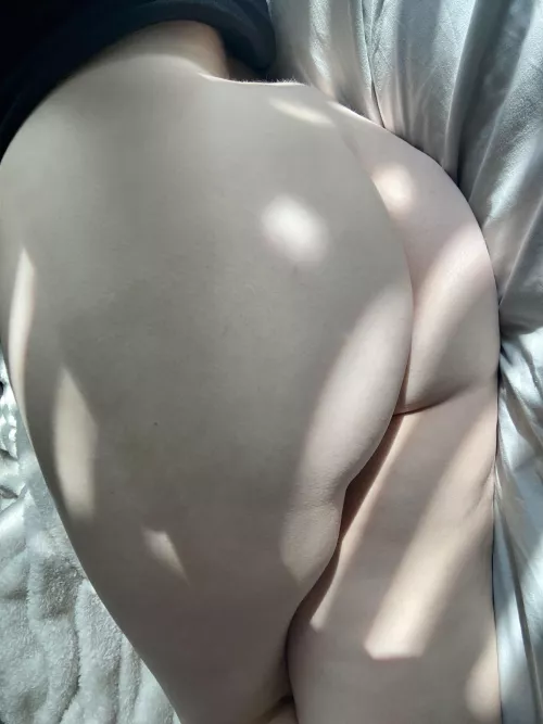 [BA] you want a slice of cake? 🍰