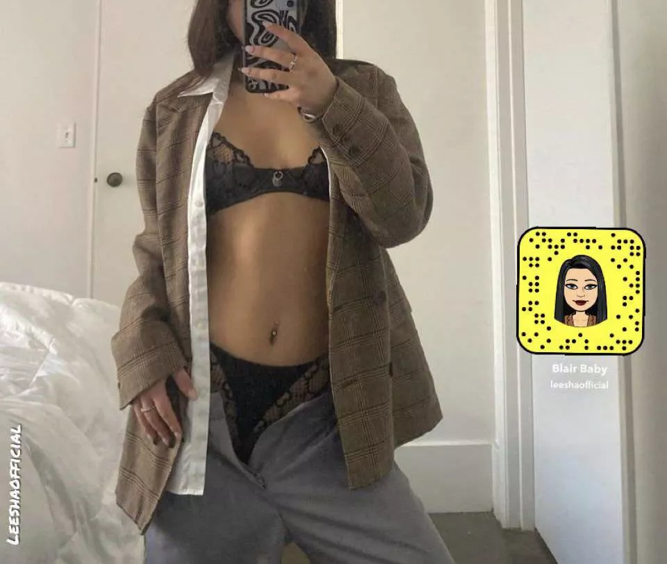 Babyβs bored ππ
 Babyβs bored ππ