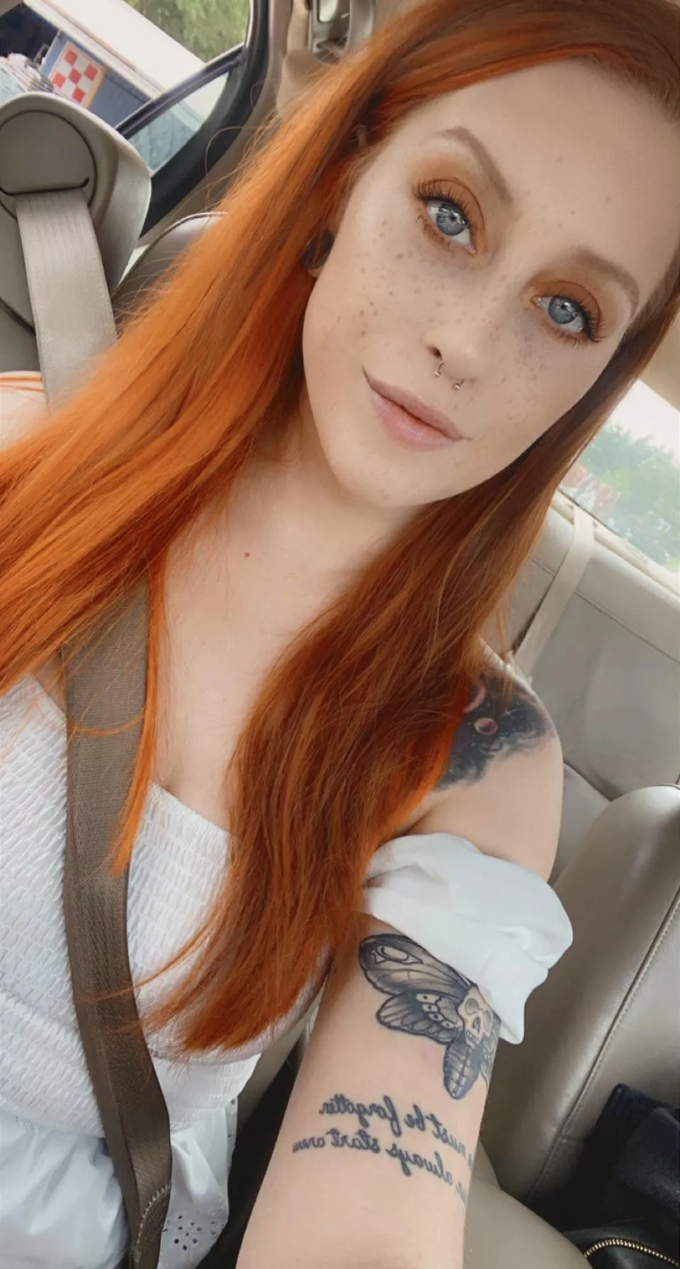 baby’s got blue eyes 🎶