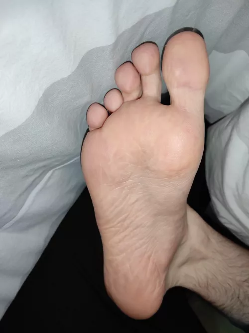 Back from my holiday break, and I plan to keep posting my feet!