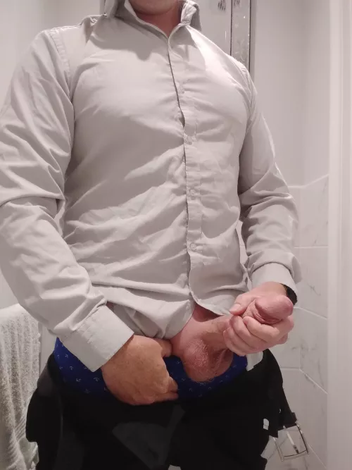 Back in the office and I've got my hands full already (48) Back in the office and I've got my hands full already (48)